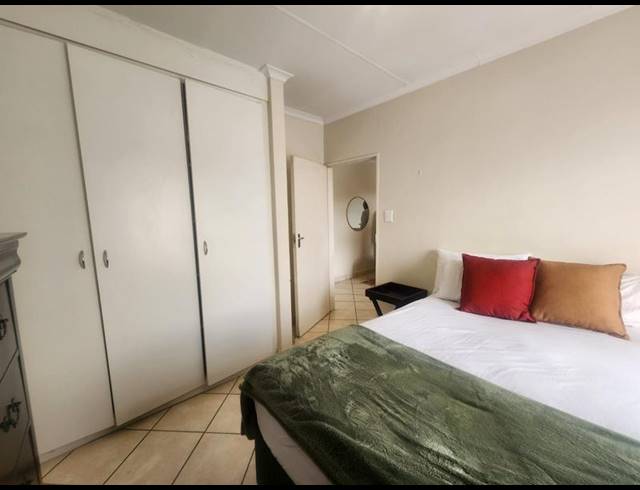 2 BEDROOM APARTMENT FOR SALE IN BUCCLEUCH